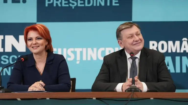 Cel mai influent pesedist și-a pus fotografie cu Crin Antonescu pe cover-ul Facebook și anunță că va vota să se iasă de la guvernare, după adoptarea bugetului