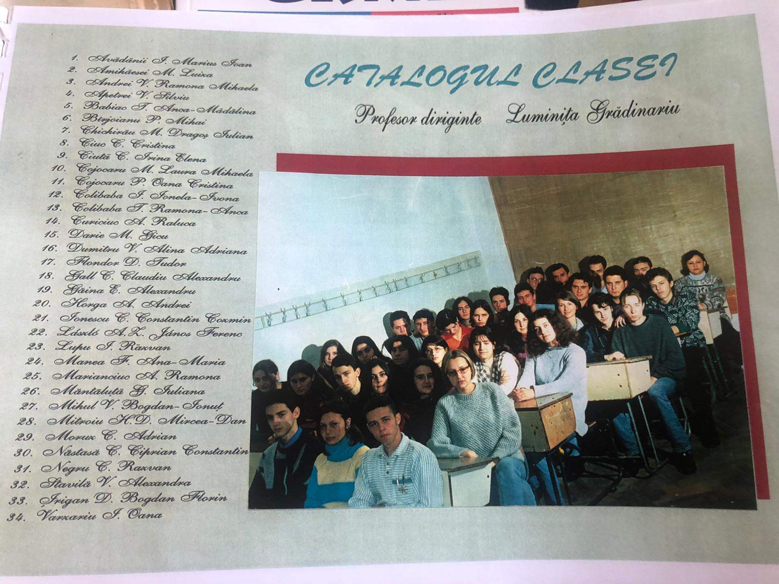 Una din promotiile care i-au trecut prin maini